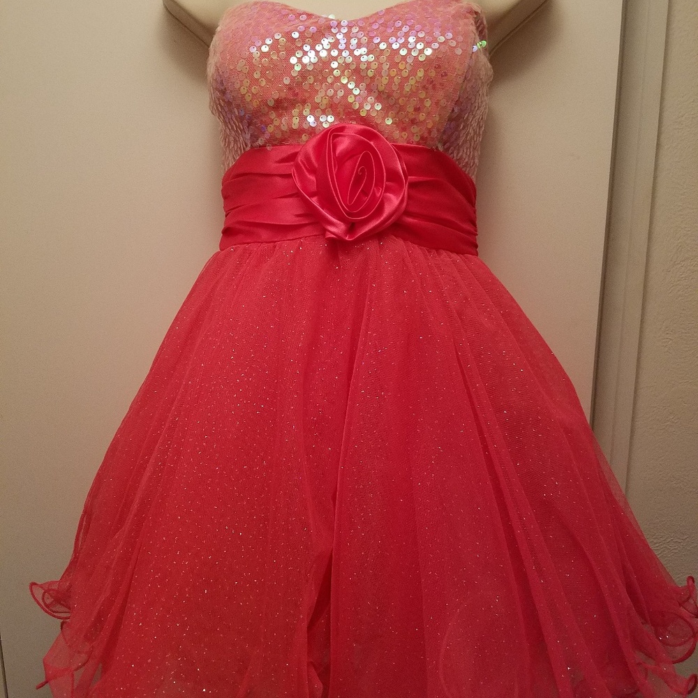 MINI TULLE DRESS!
